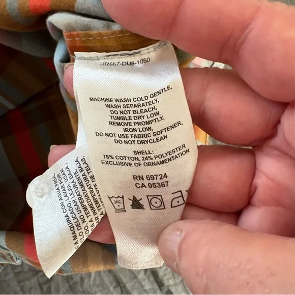 Mountain Hardwear Plaid Cotton Blend Shirt. Size Medium. - Picture 8 of 10